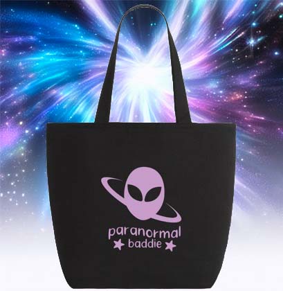 Paranormal Baddie tote
